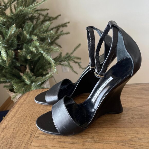 Manolo Blahnik Womens Wedge Black Leather Ankle Strap Shoes - Picture 10 of 10